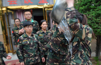 失敗并不可怕，可怕的是你失去面對失敗的勇氣！