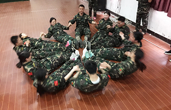 無隊(duì)友不成功，配合默契極限挑戰(zhàn)進(jìn)行時！