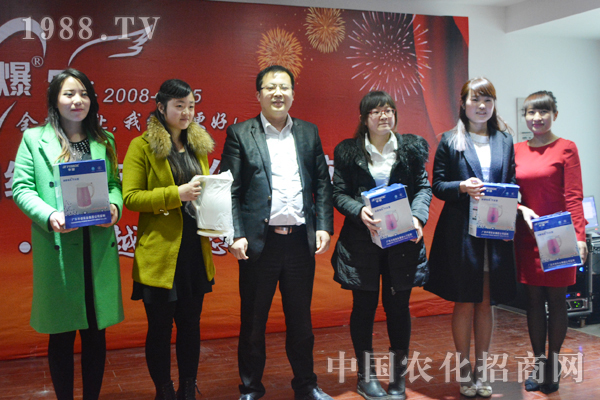 一個團(tuán)隊的五個基本要素:溝通、信任、慎重、換位、快樂